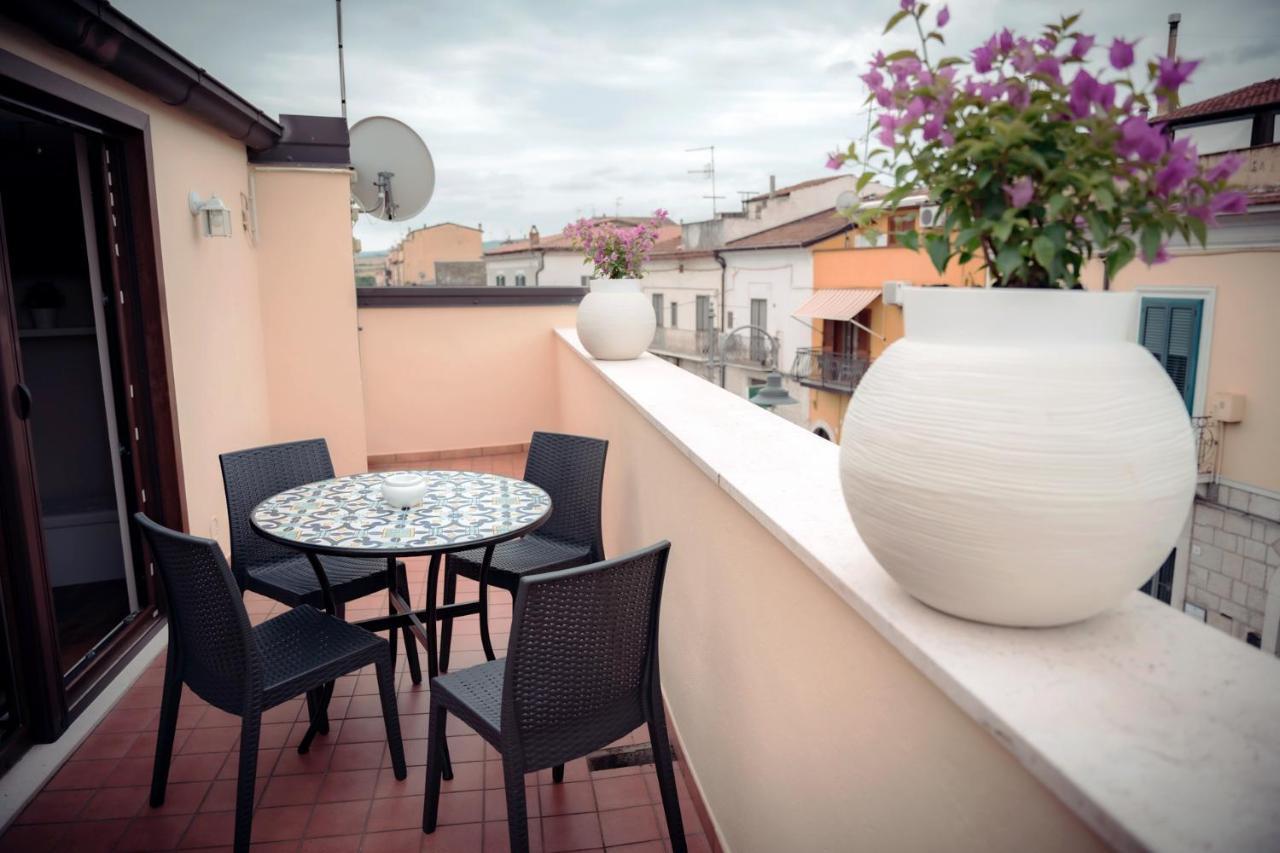La Terrazza Dei Gemelli - Casa Vacanze Venosa Exterior photo